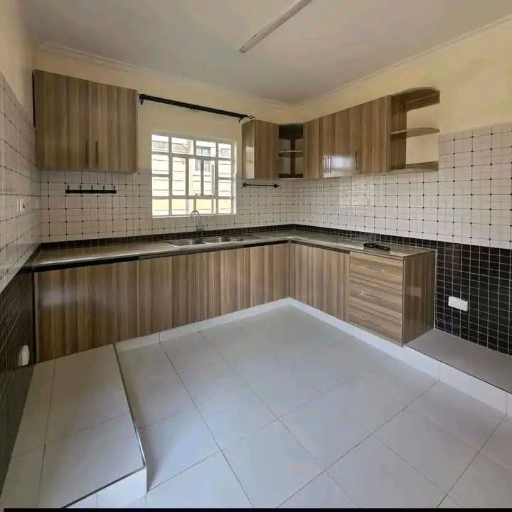 Garden Estate apertment